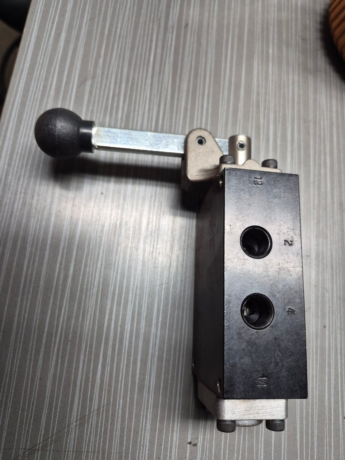 Robo Arm Valve